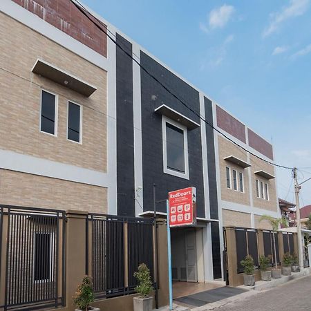 Reddoorz Plus Syariah @ Tuparev Cirebon 3 Εξωτερικό φωτογραφία